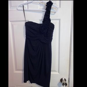 One shoulder ruffle dress